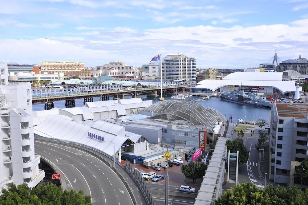 Metro Apartments On Darling Harbour Sydney Luaran gambar